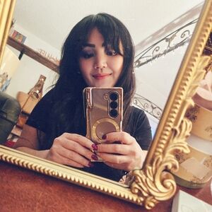 Meet your Posher, Cherish